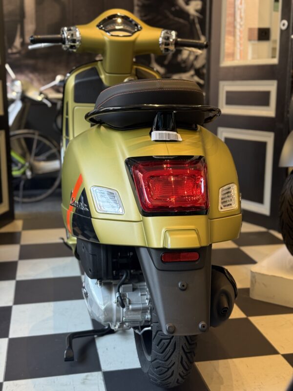 PROMO Vespa GTS 125 Super Sport Verde Ambizioso Matt 2024 – Image 6