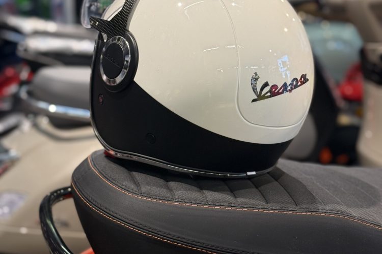promo casque vespa vj 